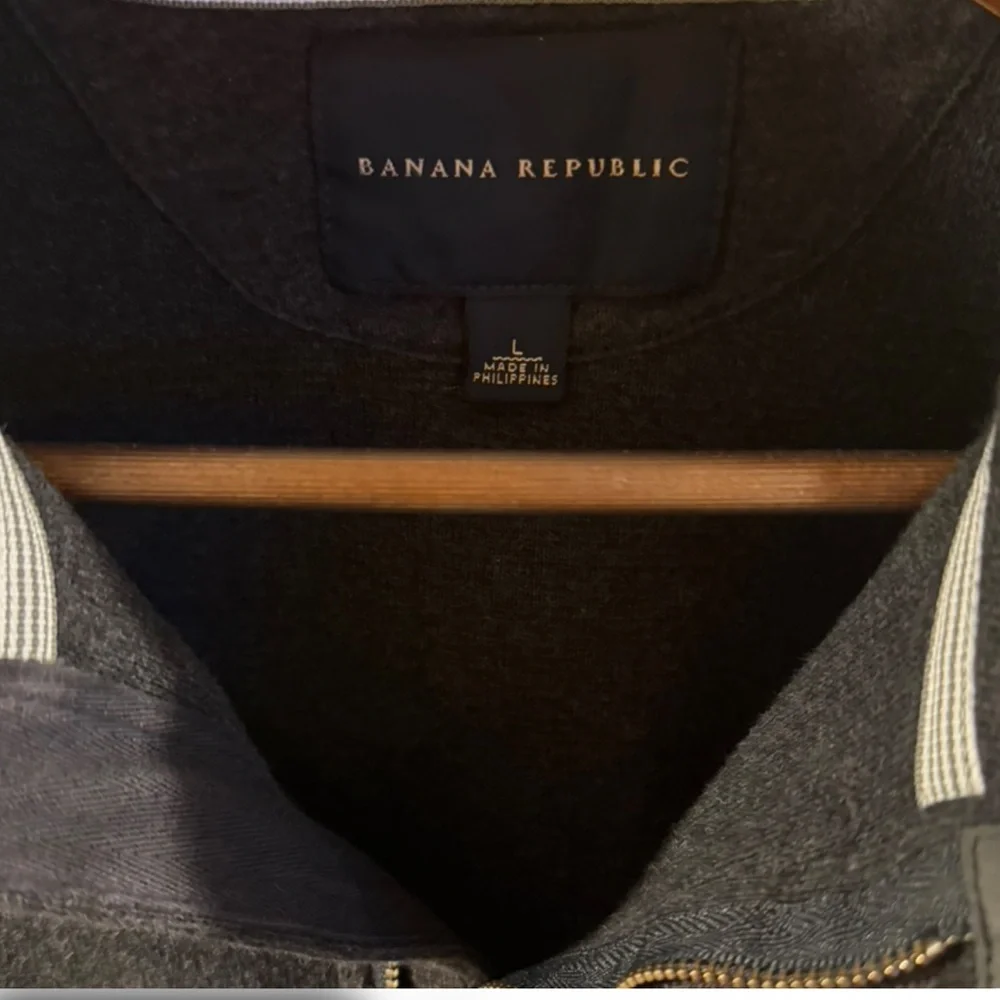 Banana Republic Charcoal Zip-Up Sweater Size Men’s Large